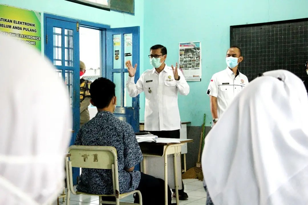 SMPN 1 Subang: Hari Pertama Pembelajaran Tatap Muka